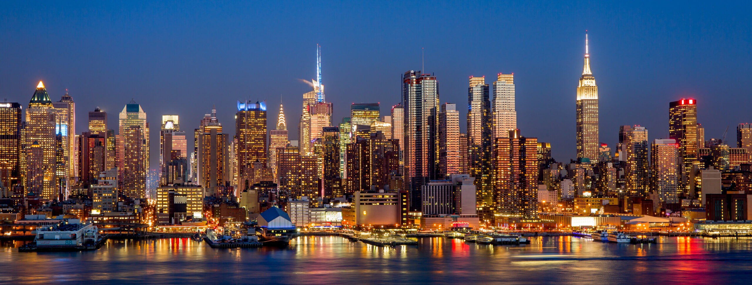 New York City Manhattan midtown buildings skyline night